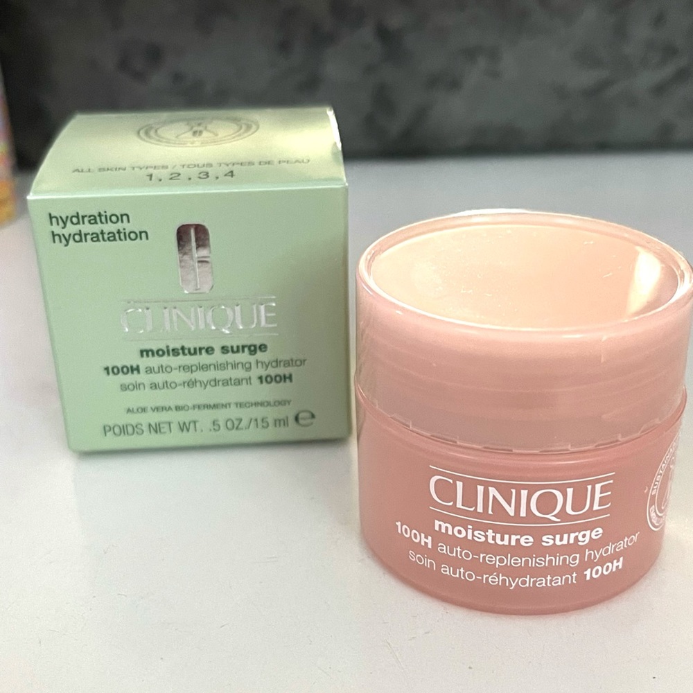 CLINIQUE moisture surge mini
